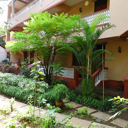Pinto Guest House Кандолім Екстер'єр фото