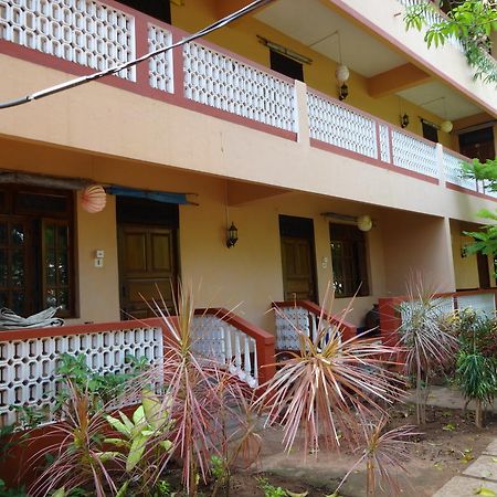 Pinto Guest House Кандолім Екстер'єр фото