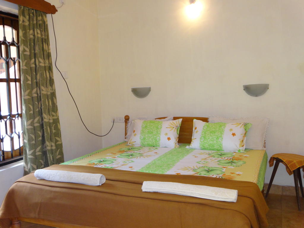 Pinto Guest House Кандолім Номер фото